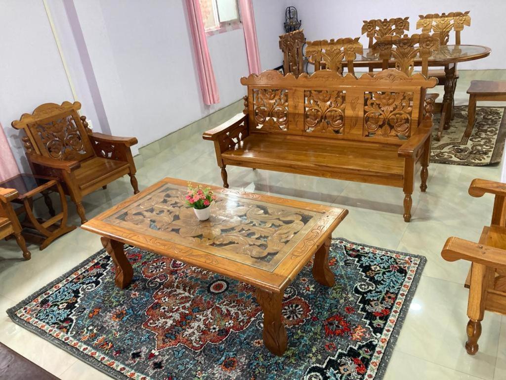Haobam House Apartamento Imphal Exterior foto